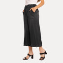 M Made in Italy — Women's Woven Cropped Pants